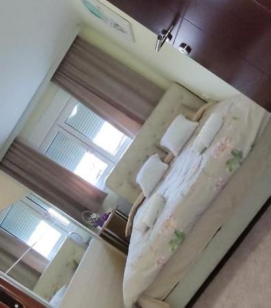 Apartman Mali Raj Vrnjačka Banja Exteriör bild